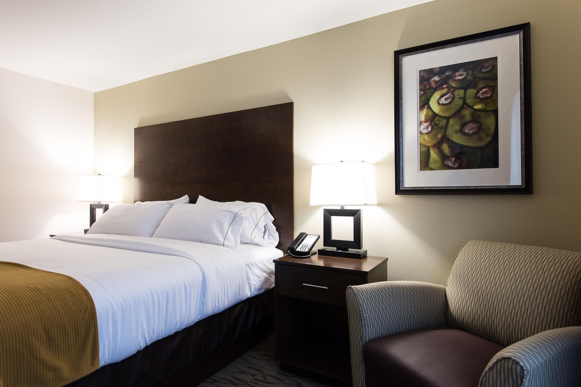 Holiday Inn Express & Suites Aiken By Ihg Exterior foto